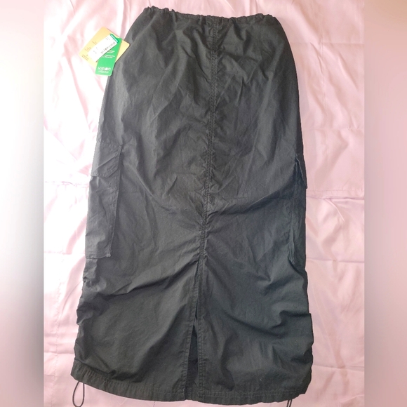 NWT Twik Adjustable Black Cargo Midi Skirt - Picture 2 of 6